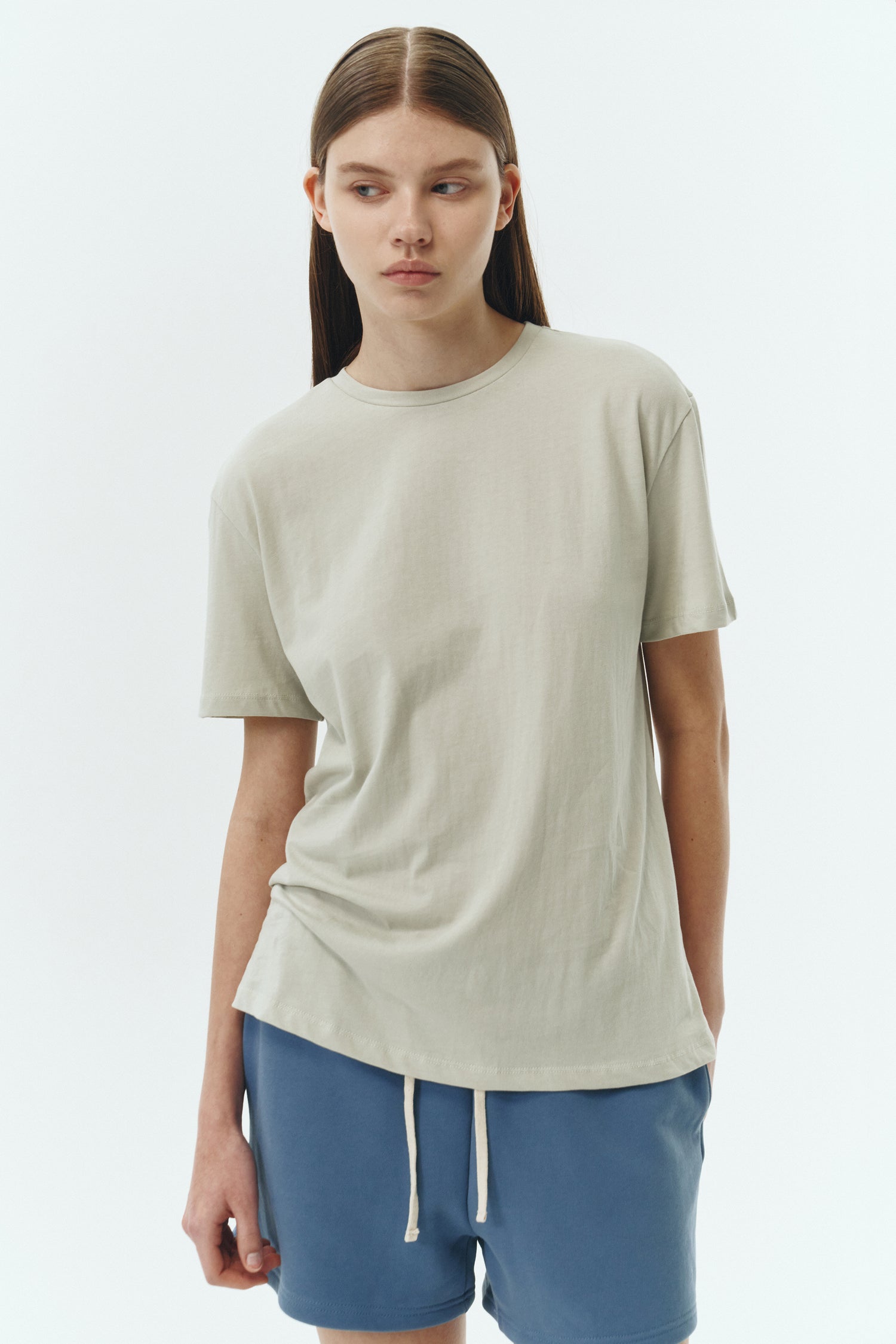 Lara T-shirt in forest, a relaxed-fit lightweight cotton tee with a crew neck and short sleeves for breathable daily wear.