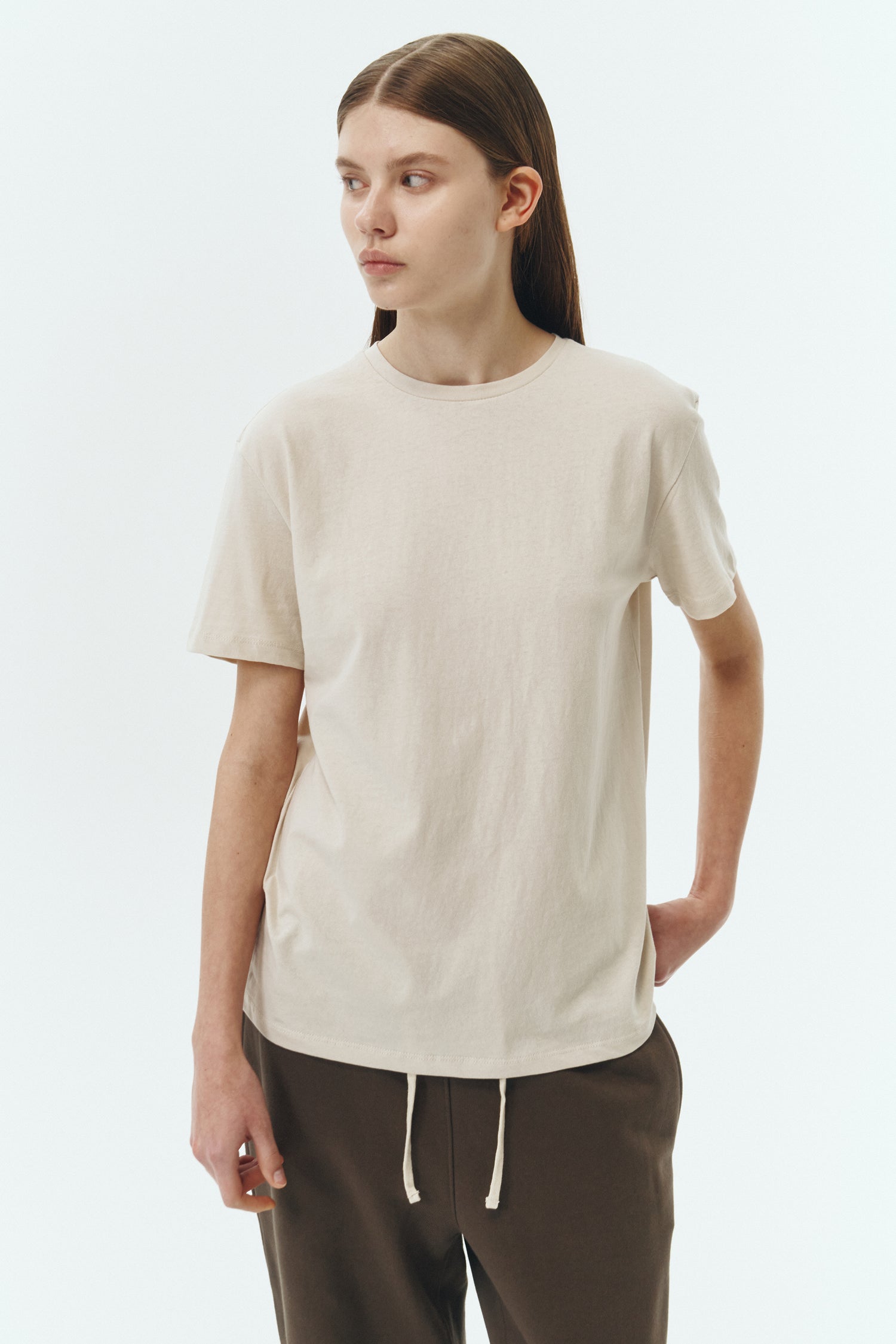 Lara T-shirt in natural, a relaxed-fit lightweight cotton tee with a crew neck and short sleeves for breathable daily wear.