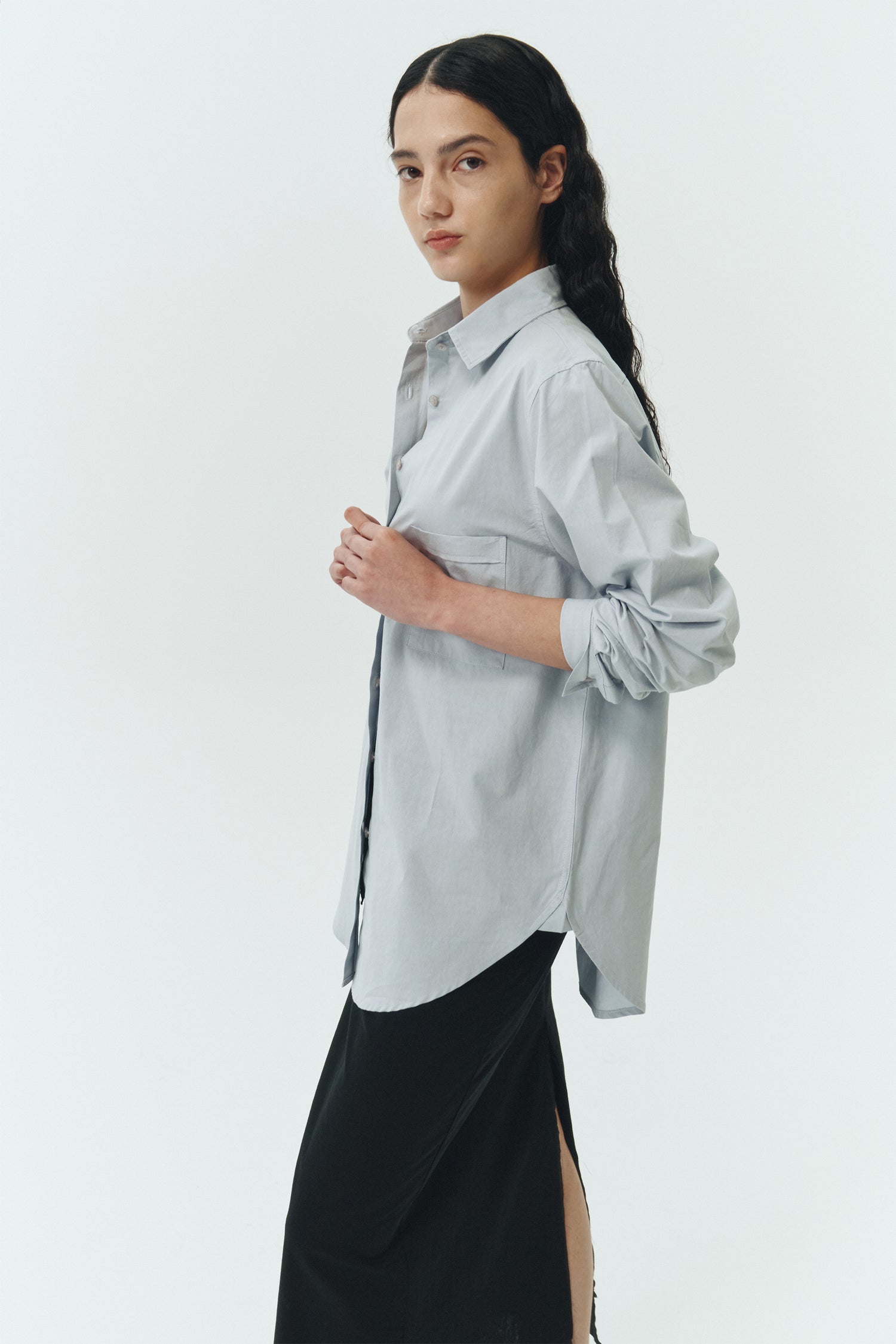 Isabella Shirt in sky, a lightweight cotton-poly blend button-up with chest pocket, back pleat, and buttoned cuffs, designed in a regular fit with a hip-length silhouette