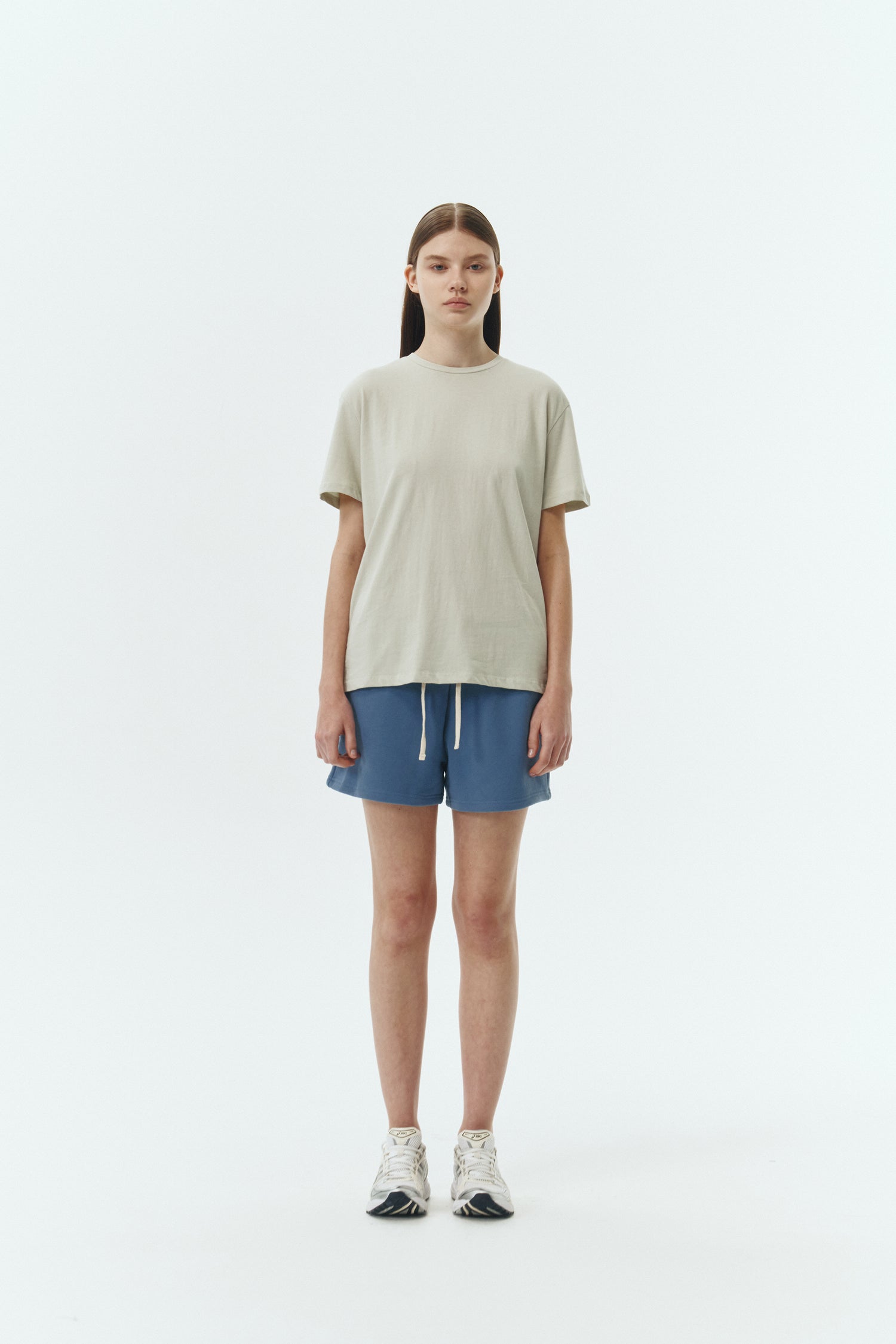 Lara T-shirt in forest, a relaxed-fit lightweight cotton tee with a crew neck and short sleeves for breathable daily wear.