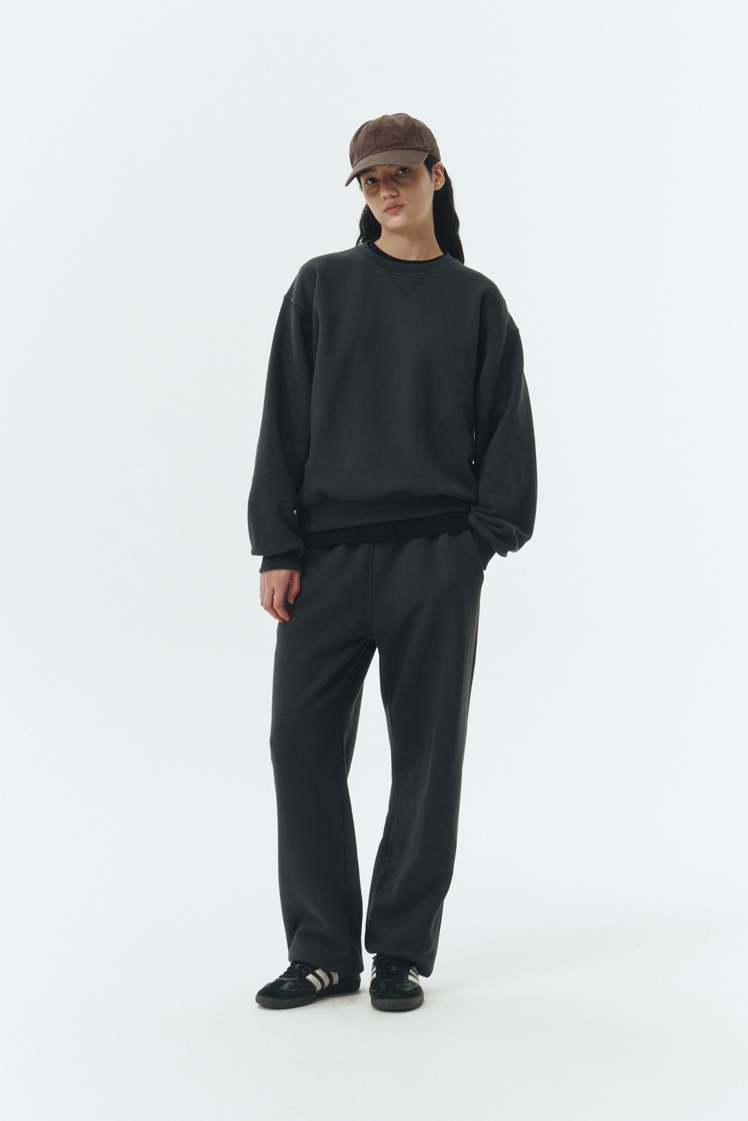 Willow Sweatshirt in ink black, a soft cotton French terry pullover with a crew neck, V-stitch detail, ribbed trims, and a relaxed fit, designed for everyday comfort