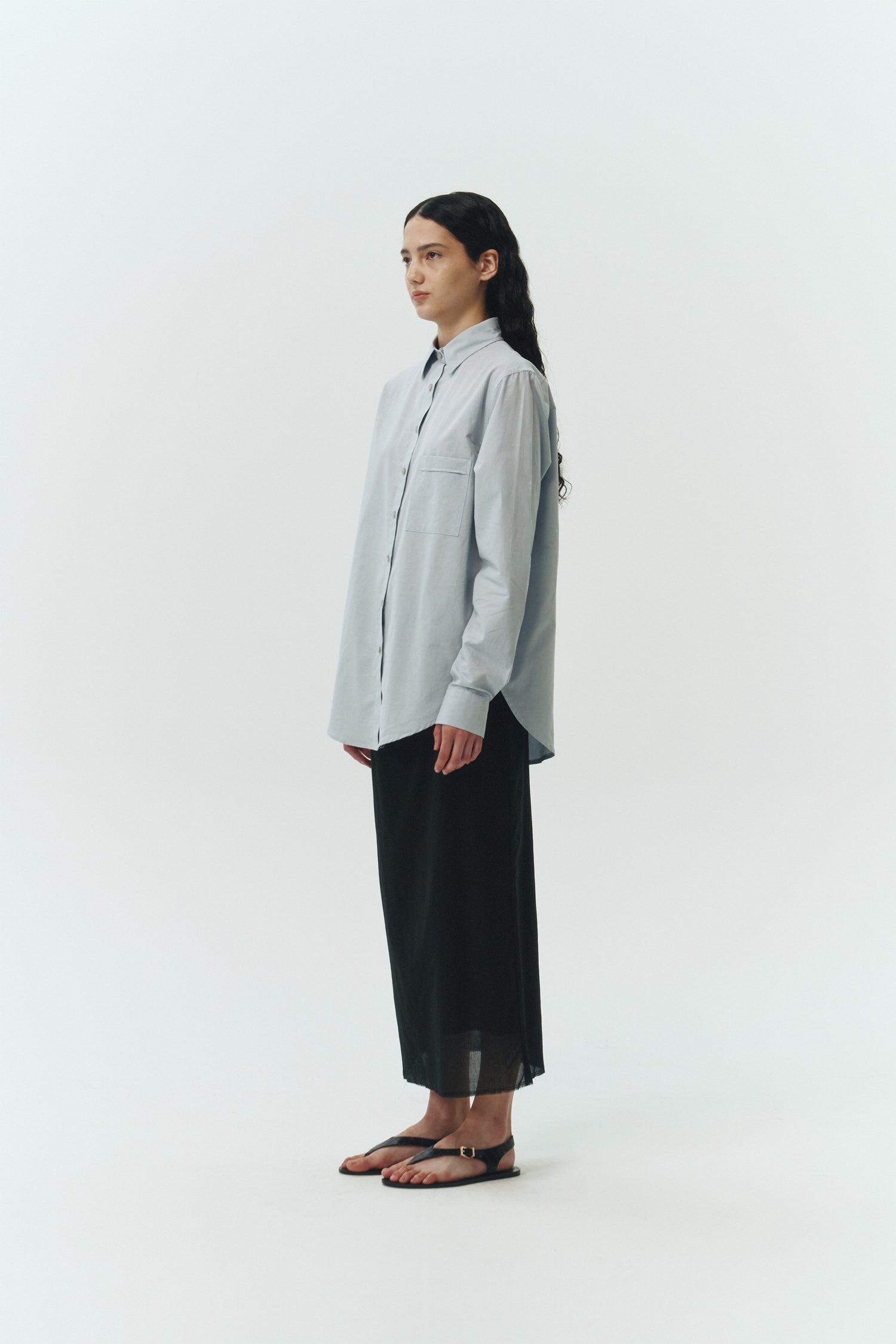 Isabella Shirt in sky, a lightweight cotton-poly blend button-up with chest pocket, back pleat, and buttoned cuffs, designed in a regular fit with a hip-length silhouette