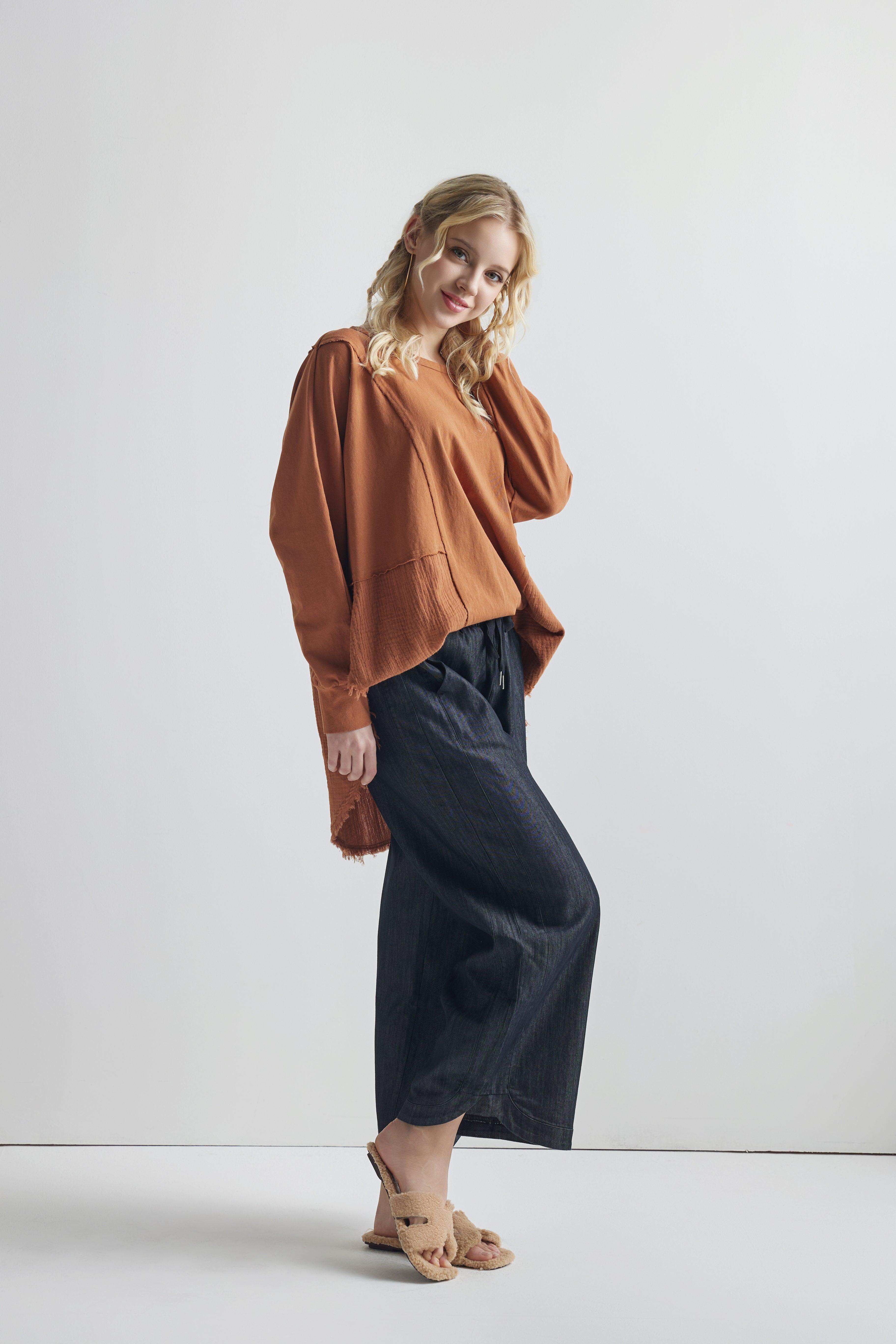 100% Cotton Comfy Oversized Round Side Slit Contrast Top - Pecan - noflik