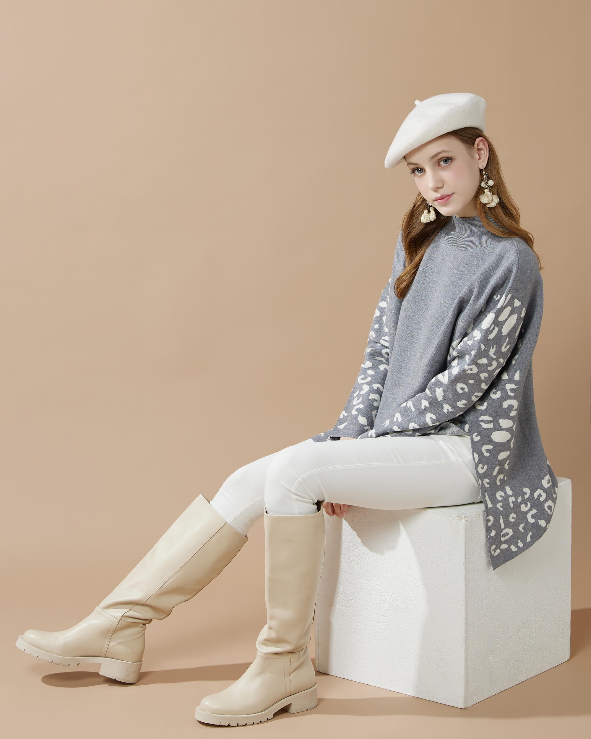 Mock Neck Leopard Print Sweater - Grey/Off White