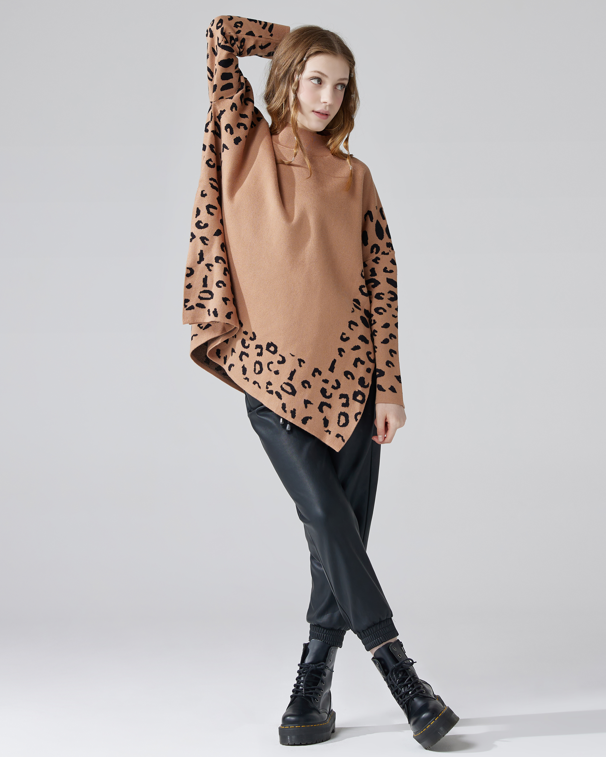 Mock Neck Leopard Print Sweater - Camel/Black