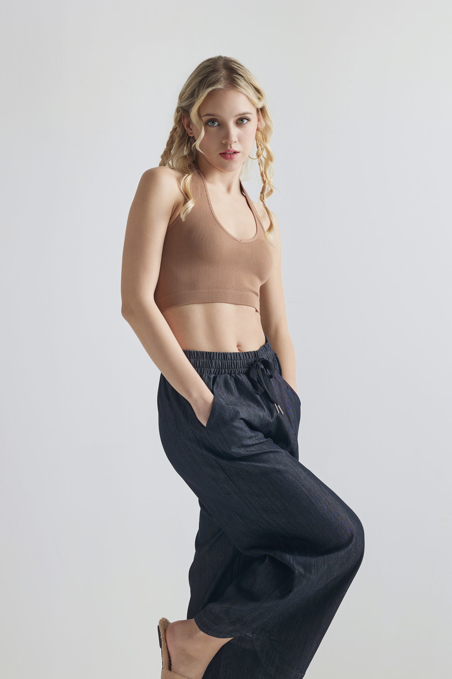 Wide Leg Crop Pants with Dolphine Hem - Black