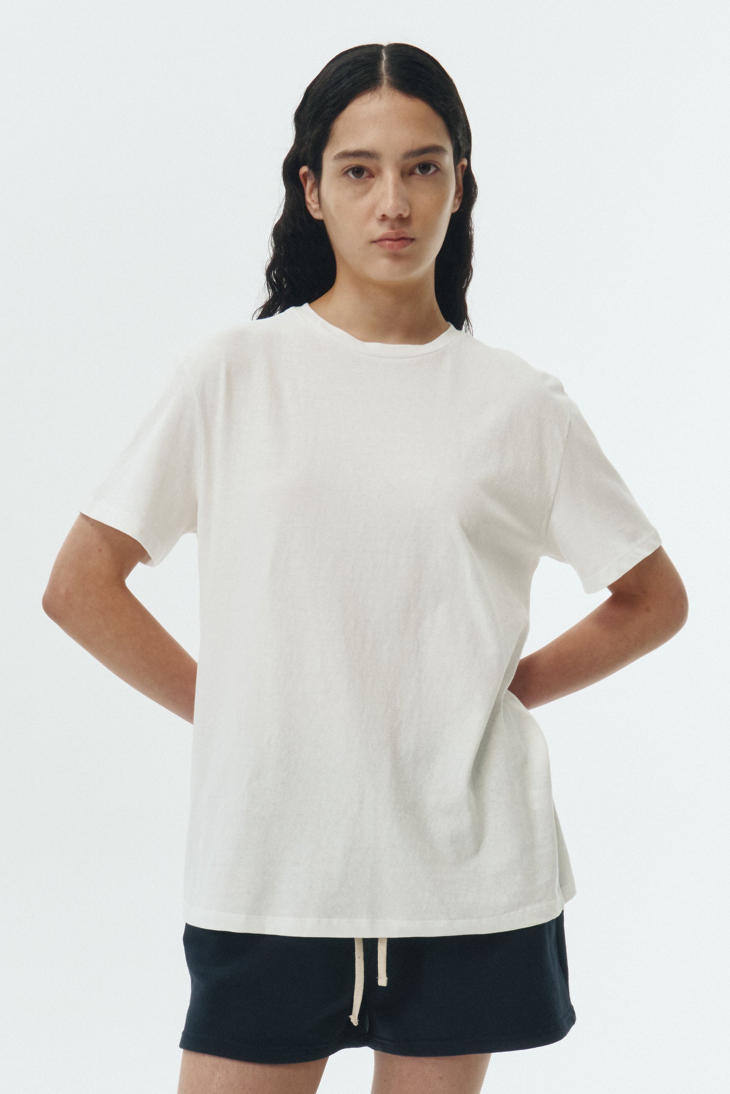 Lara T-shirt in washed white, a relaxed-fit lightweight cotton tee with a crew neck and short sleeves for breathable daily wear.