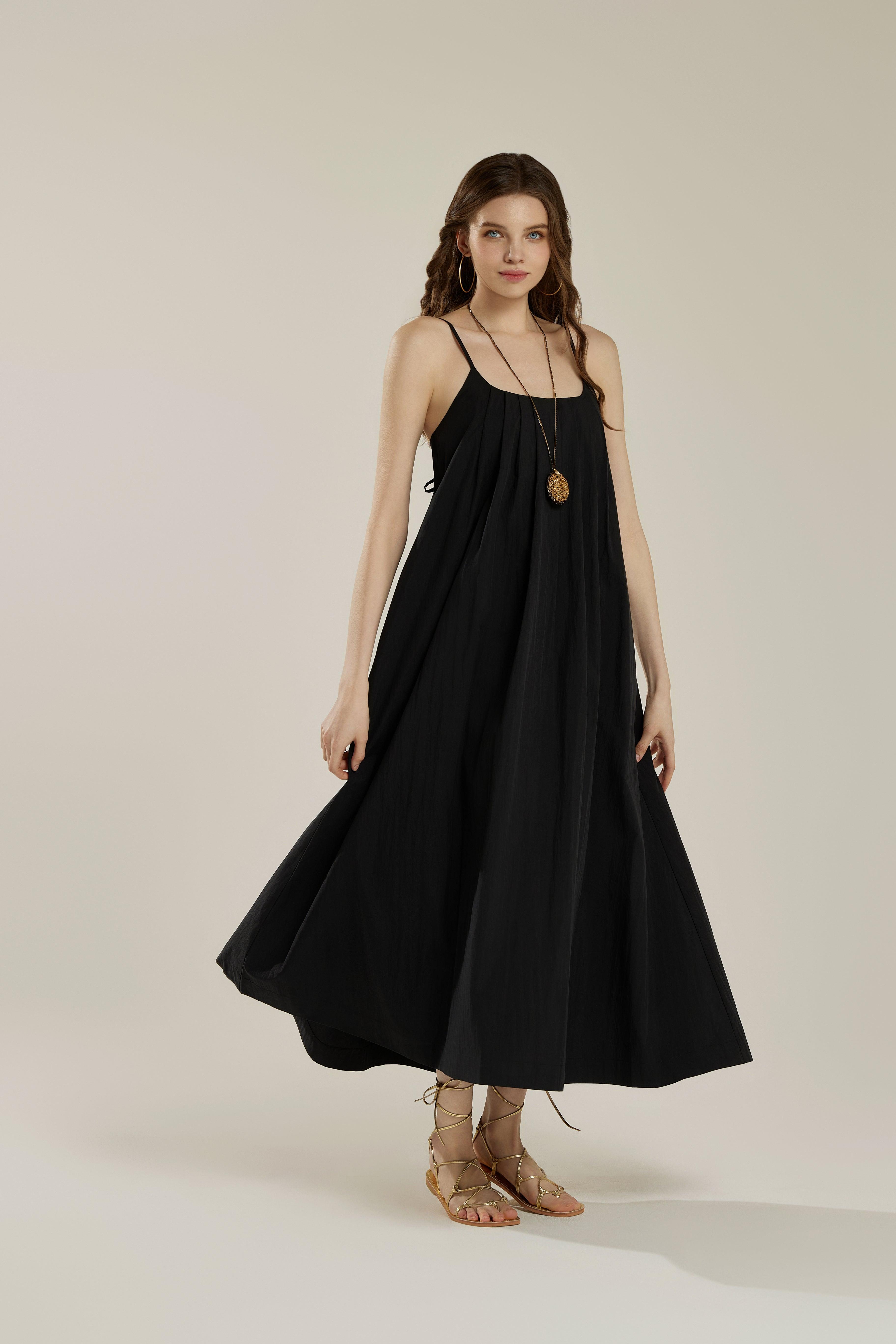 Sleeveless Tuck Detail Maxi Dress with tie back - Black - noflik