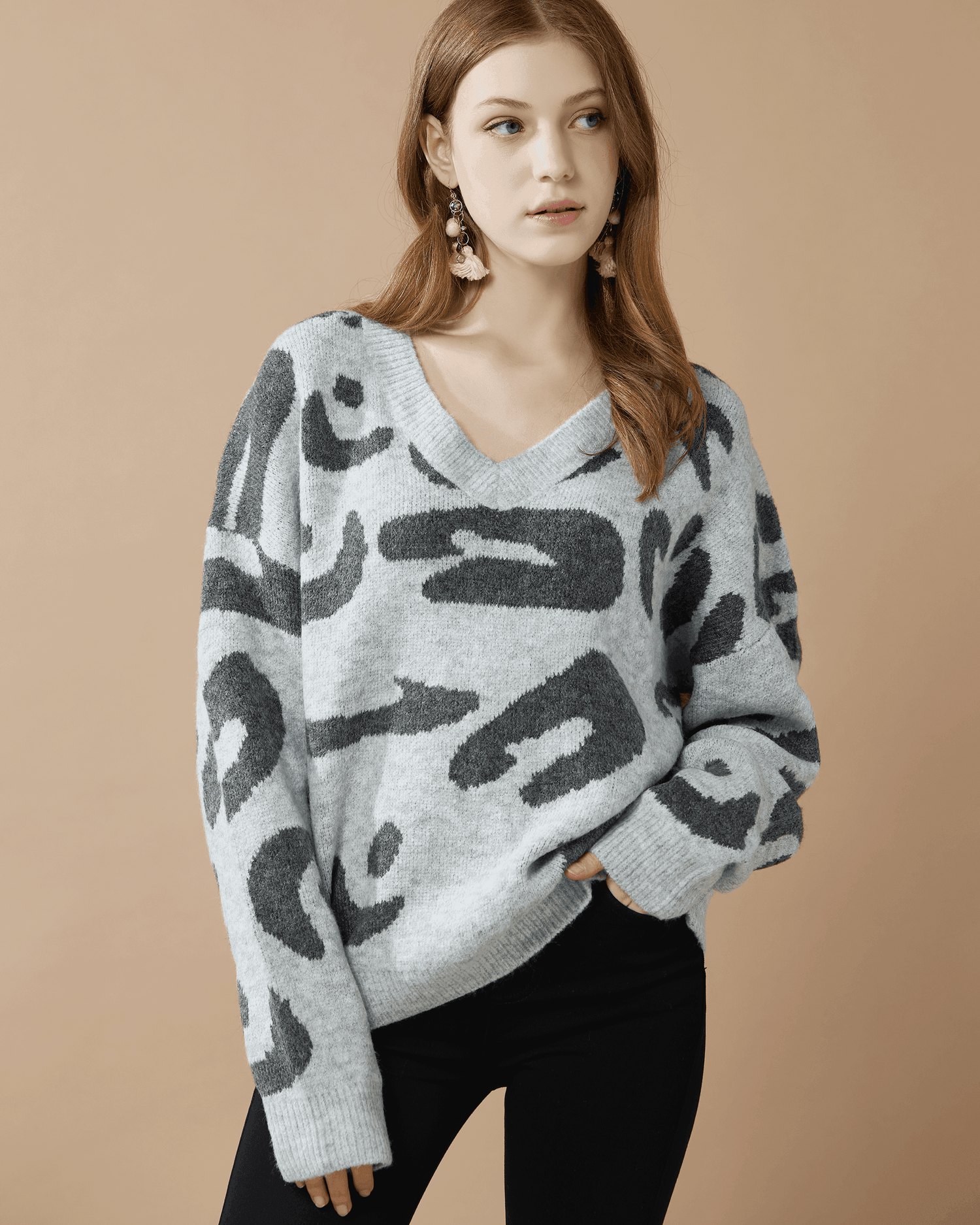 V-Neck Leopard Sweater - Heather Grey/Charcoal - noflik