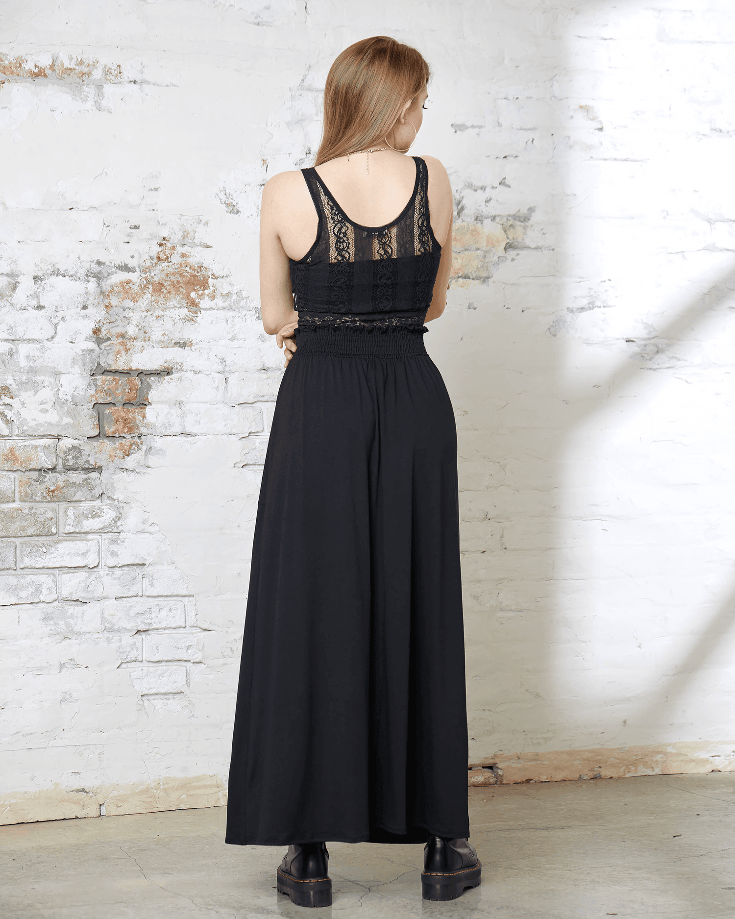 Smocked Waist Patched Pocket Maxi Skirt - Black - noflik