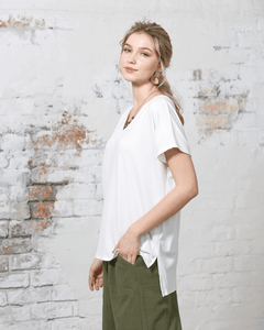 V-Neck Short Sleeve Ribbed Knit Top - Off White - noflik