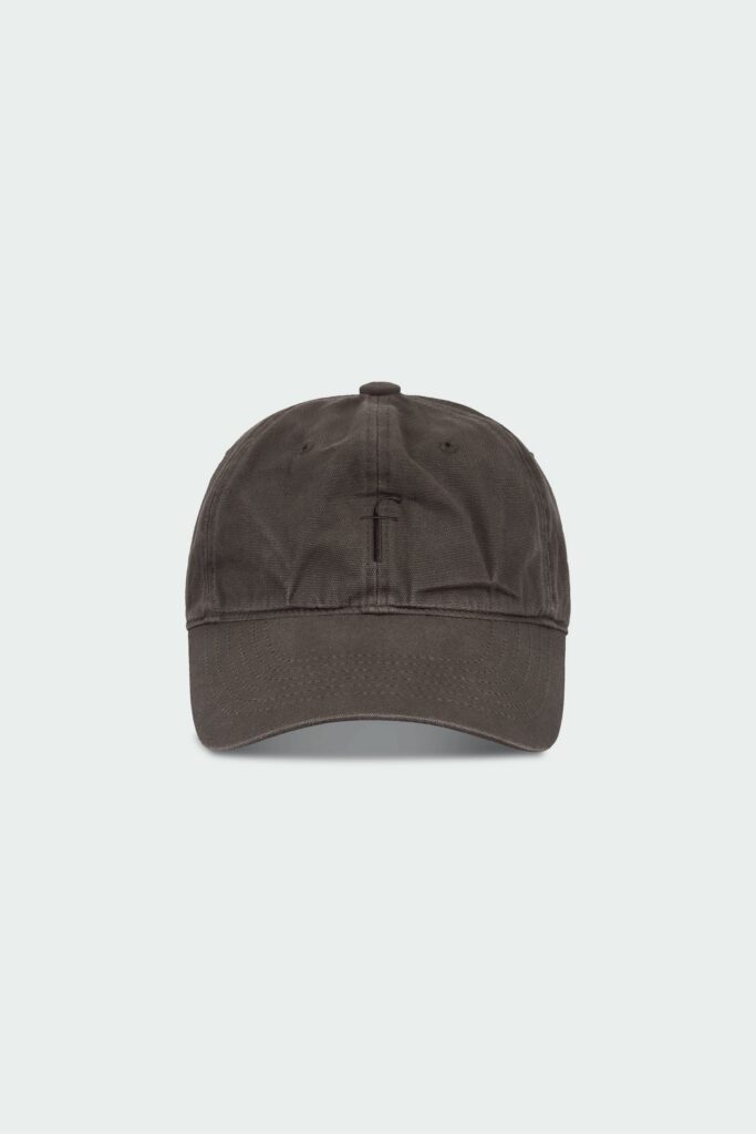 Steva Oxford Cap in brown, made from soft washed cotton with a front embroidered logo and adjustable buckle strap, designed for a casual everyday look