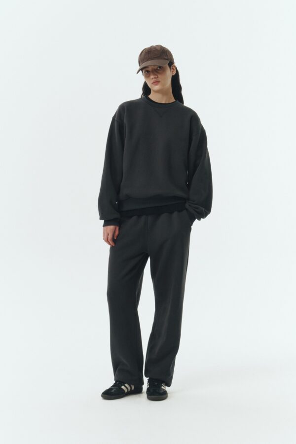 Willow Sweatshirt - Ink Black